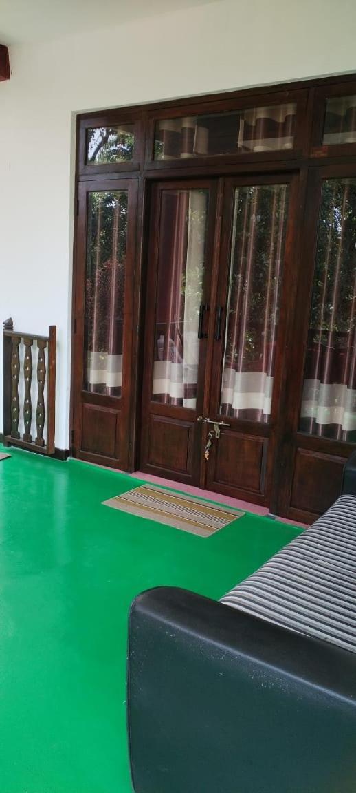 Ella Shali'S Home Luaran gambar
