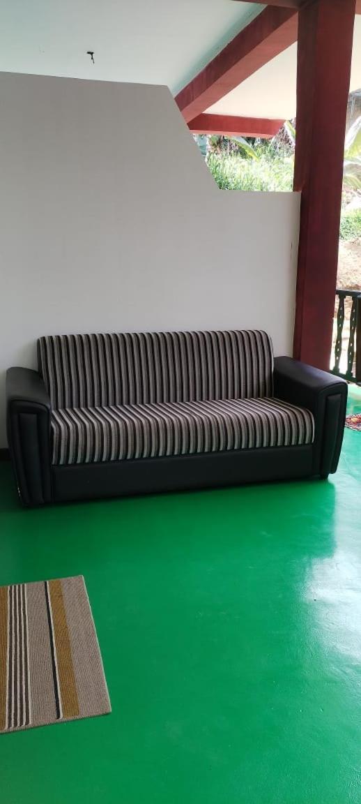 Ella Shali'S Home Luaran gambar